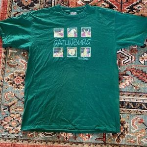 Vintage Gatlinburg Tennessee T-shirt